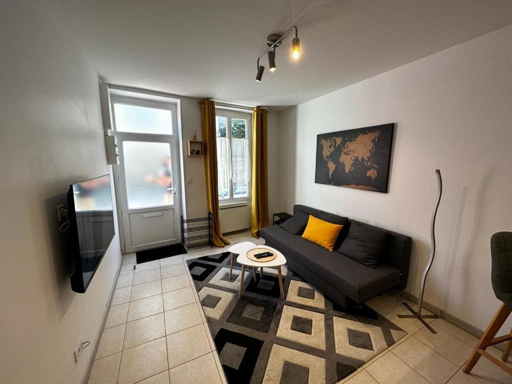 Le Saint Maixent, Maison De Ville, Baby Foot, Wifi Zewnętrze zdjęcie