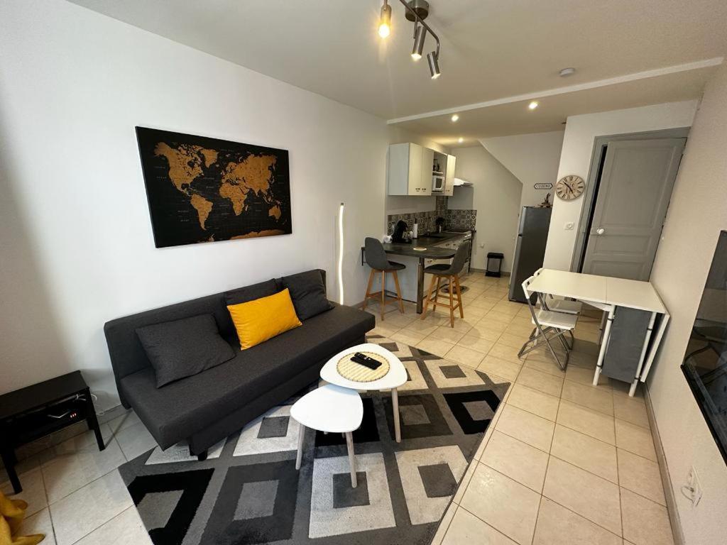 Le Saint Maixent, Maison De Ville, Baby Foot, Wifi Zewnętrze zdjęcie