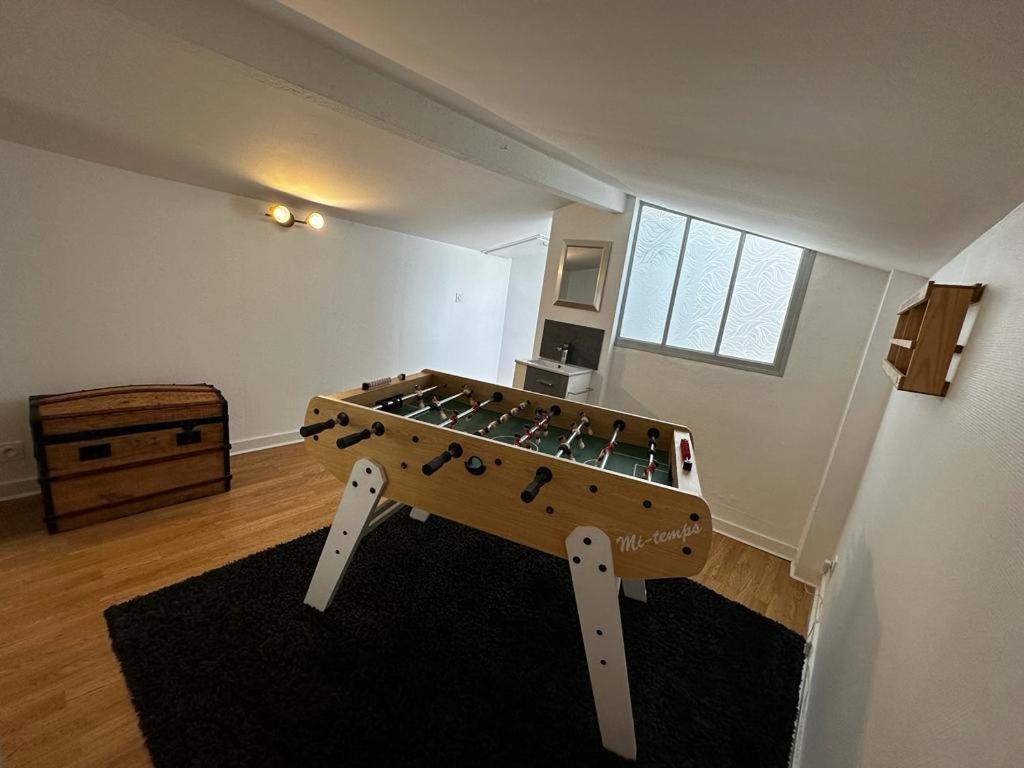 Le Saint Maixent, Maison De Ville, Baby Foot, Wifi Zewnętrze zdjęcie
